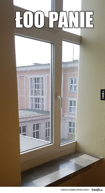 Okno w murze